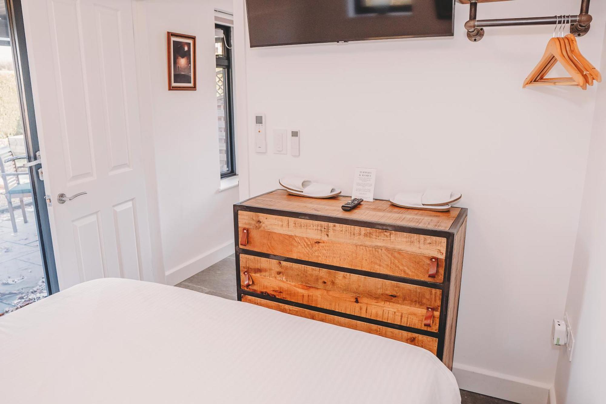 Cottage With Hot Tub - Near Cheltenham And Tewkesbury Buitenkant foto